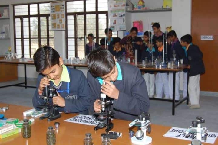 Delhi Public School-Lab