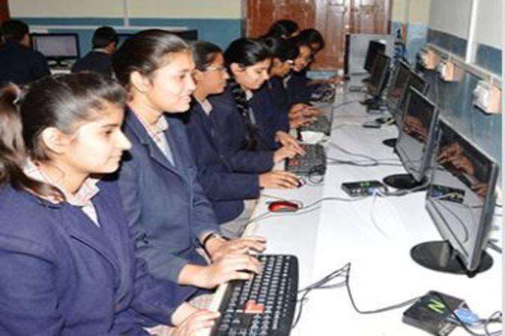 Dundlod Vidyapeeth-Computer Lab