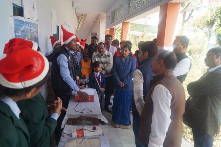 Excellence English Academy-Science Exhibition