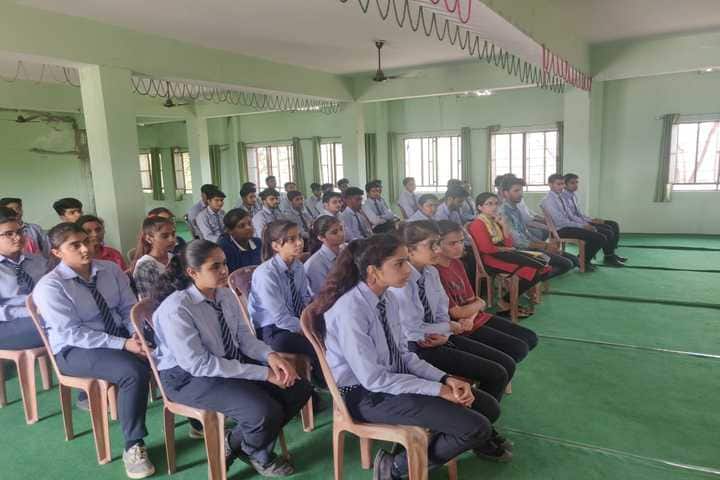 Excellence English Academy-Seminar hall