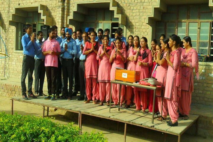 Genius Little Flower Public School-Music class