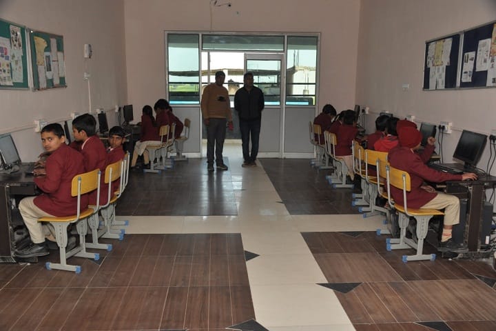 Global Indus Valley School-Computer Lab