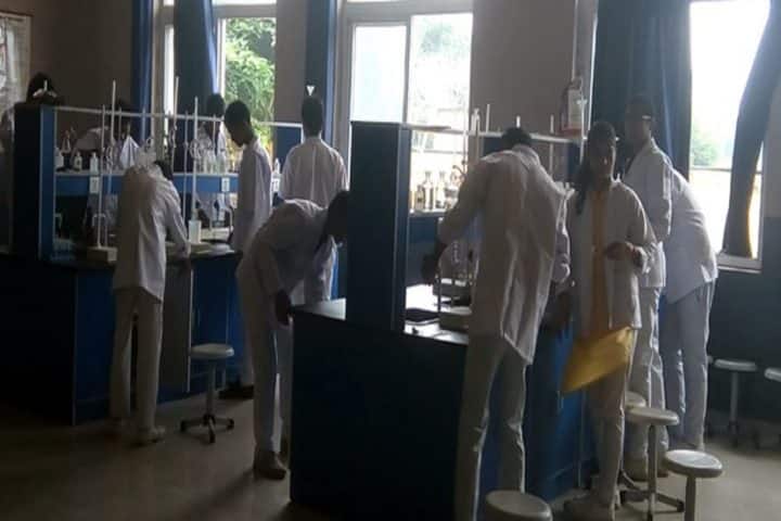 Global Indus Valley School-Chemistry lab