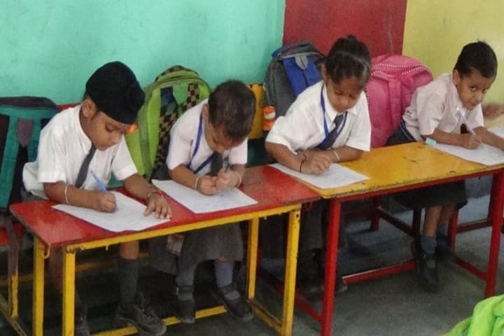 Guru Nanak Public SchoolStry Writing Competition
