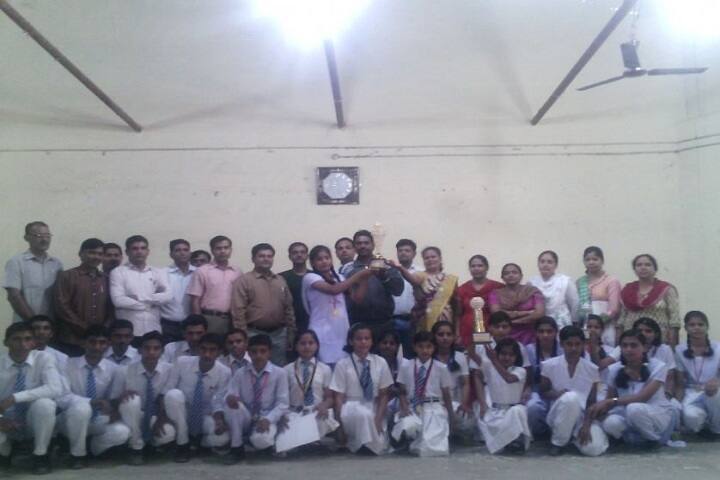 Jawahar Navodaya Vidyalaya-Award receiving