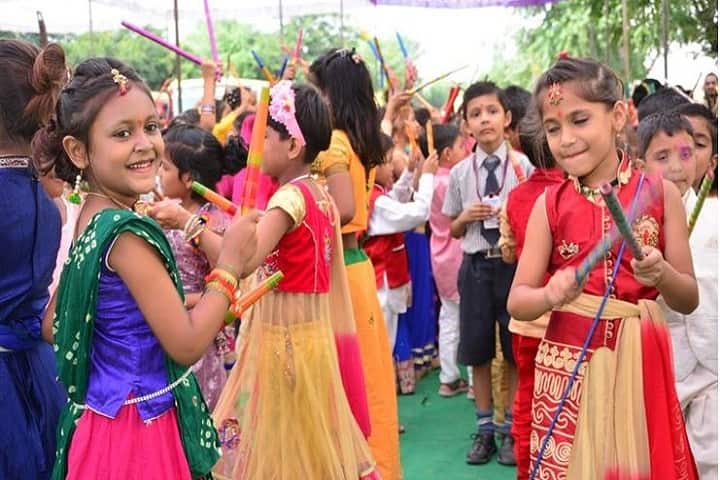 K D Public Senior Secondary School-Festival Celebration
