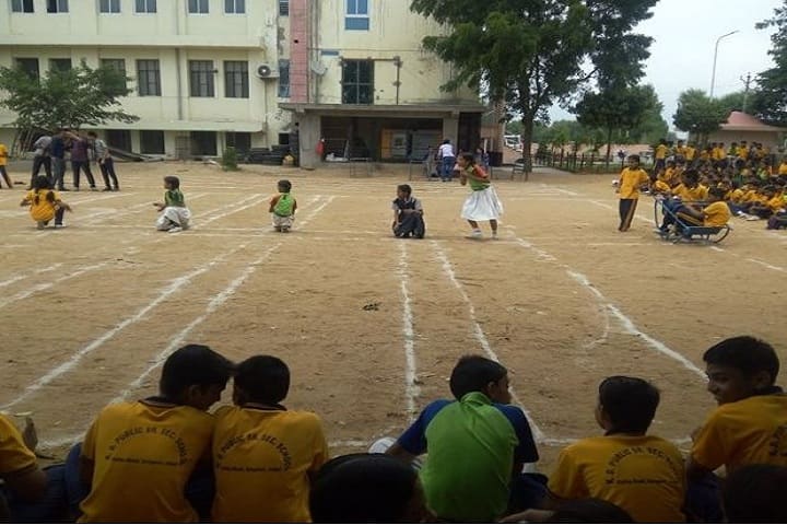 K D Public Senior Secondary School-Sports