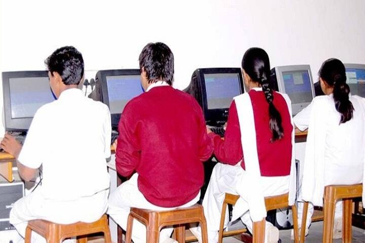 Kanakraj Sawantraj Lodha Public School-Computer Lab