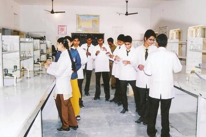 Kanakraj Sawantraj Lodha Public School-Science Lab