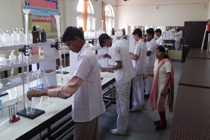 Kenbridge School-Chemistry Lab