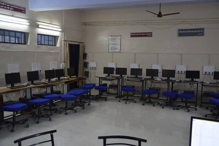 Kendriya Vidyalaya-Computer Lab