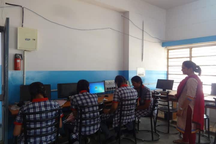 Kendriya Vidyalaya-Computer Lab