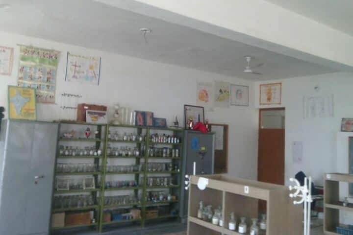 Lords International School-Lab