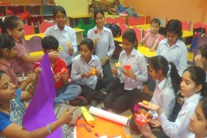 Lords International School-Arts and Crafts