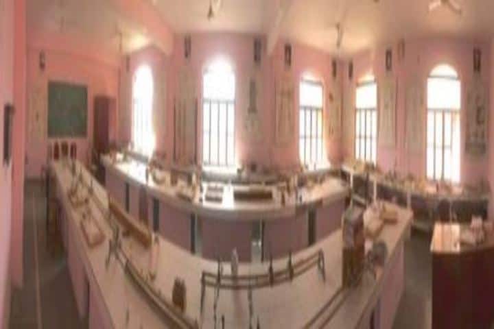 Lords International School-Physics Lab
