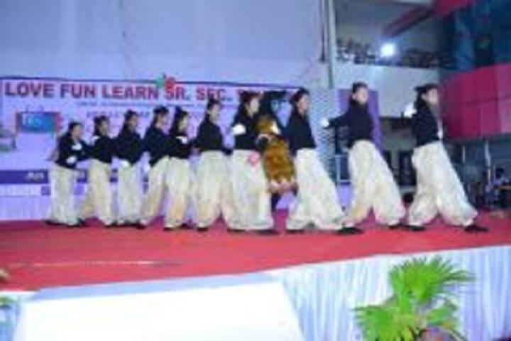 Love Fun Learn School-Group dances