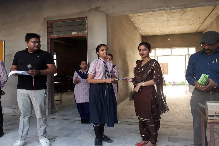 M D Children Academy-Prizes