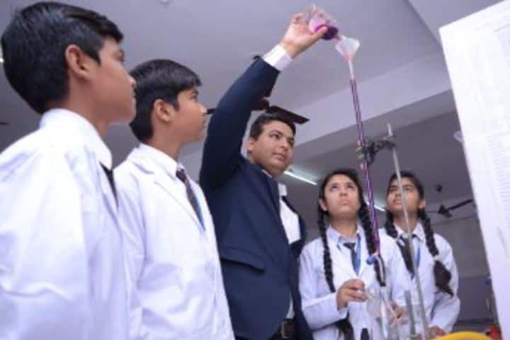 Maa Bharati Senior Secondary School-Chemistry Lab