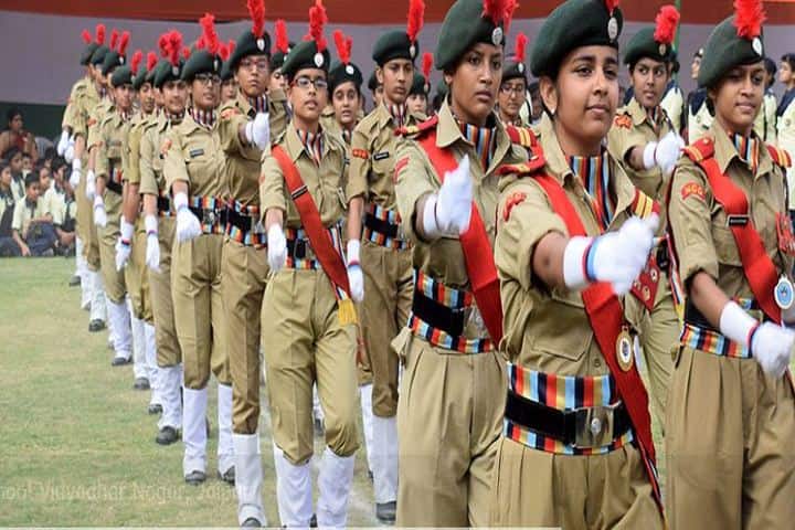 Maheshwari Girls Public School-March Past