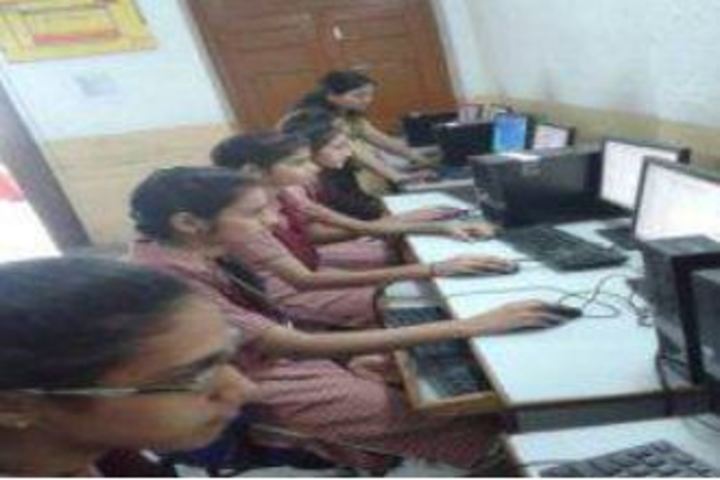 Mahila Ashram Public School-Computer Lab