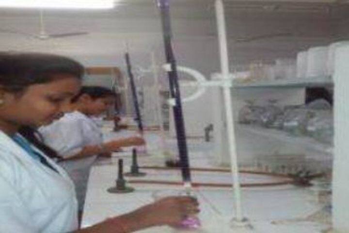 Mahila Ashram Public School-Lab