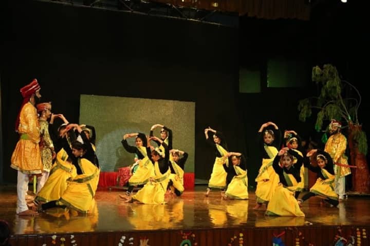 Malviya Convent School-Dance