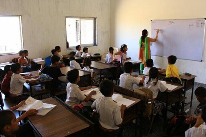 Maruti International School-Classroom
