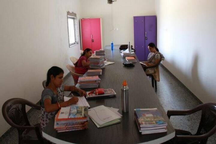 Maruti International School-Staff Room