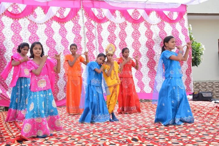 Master Meer Singh Memorial School-Dances