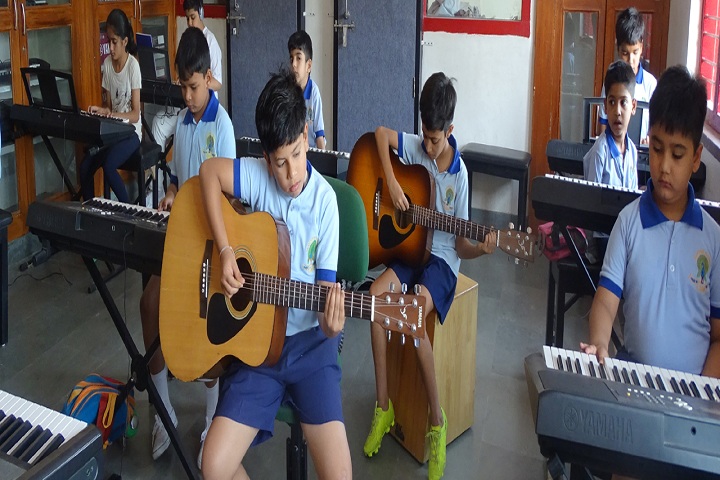 Mayoor School-Music class