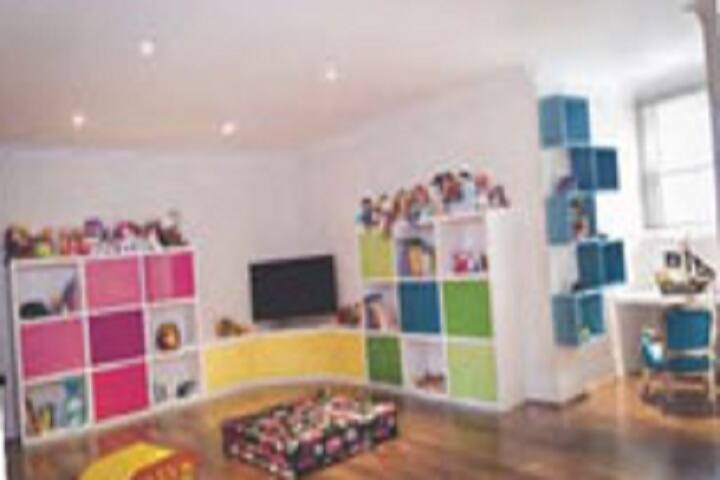 Modern School-Music room