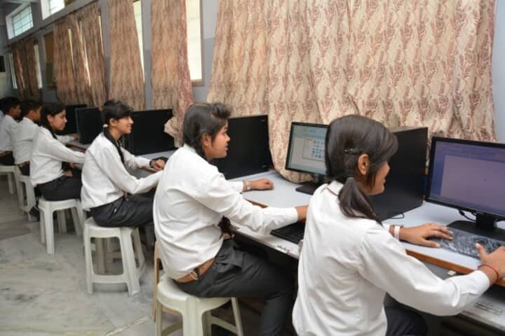 Modi Public School-Computer lab