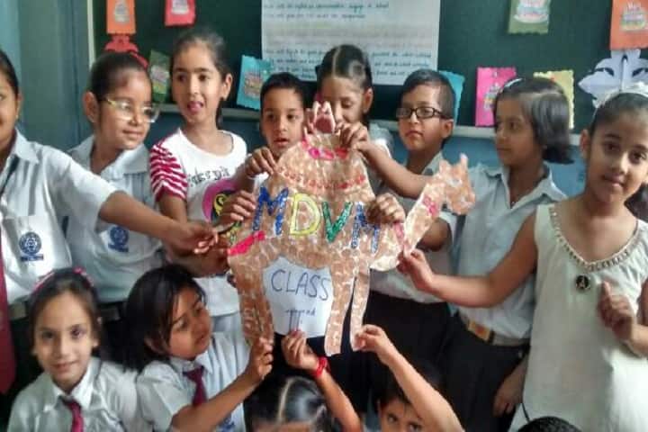 Mohan Lal Dayal Vinay Mandir School-Arts