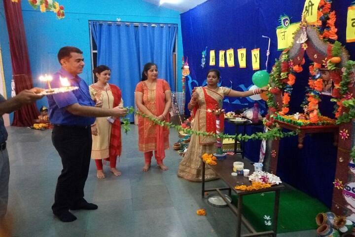 Mohan Lal Dayal Vinay Mandir School-Festival celebrations