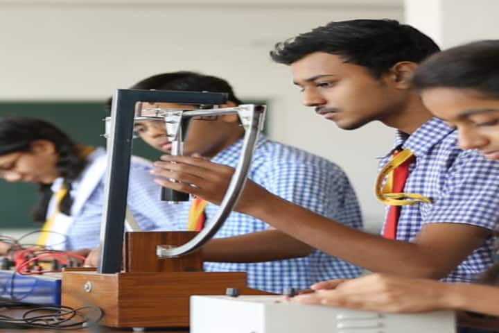 New Look Central School-Biology lab