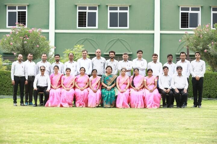 Oasis Sainik School-Staff