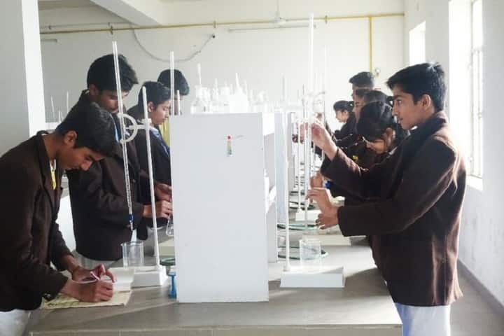 Oxford International Academy-Chemistry lab