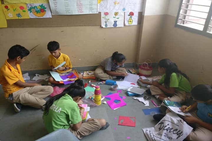 Paramlakshya World School-Art Class