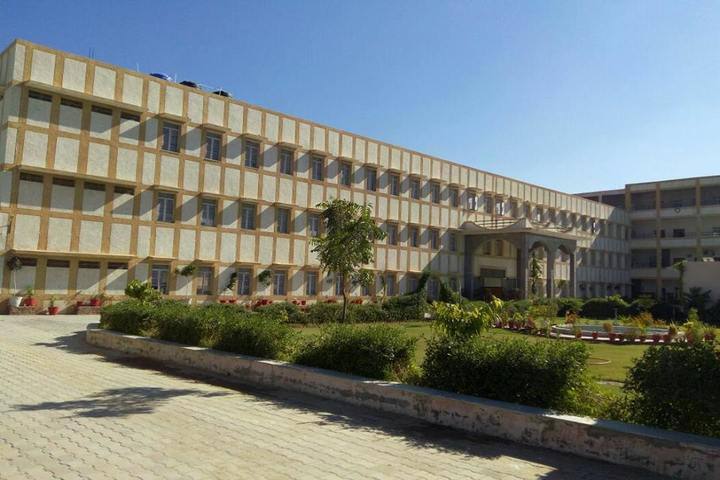 Queen Marys School-Campus View