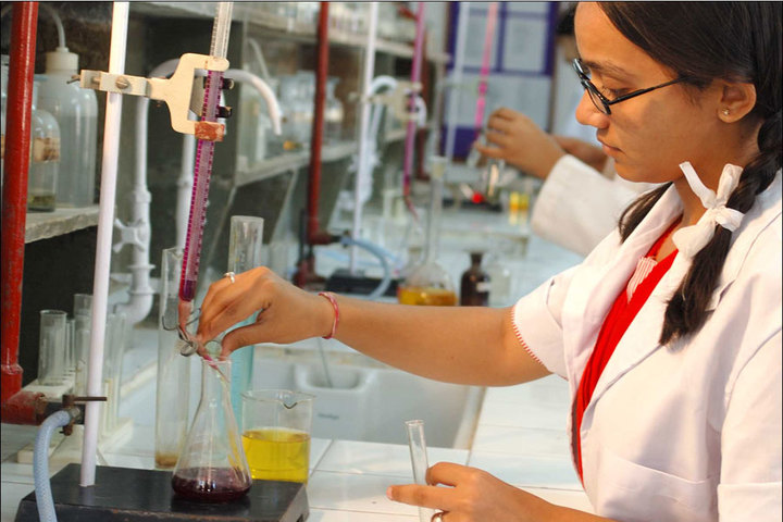 Rajmata Krishna Kumari Girls Public School-Chemistry Lab