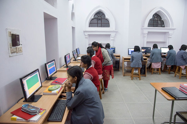 Rajmata Krishna Kumari Girls Public School-Computer Lab