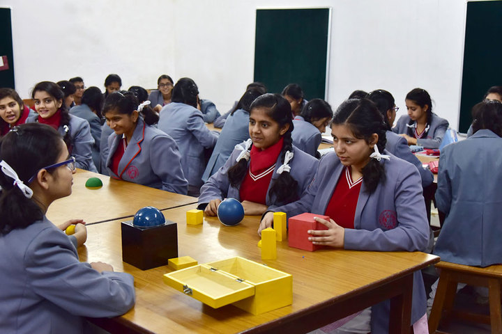 Rajmata Krishna Kumari Girls Public School-Maths Lab