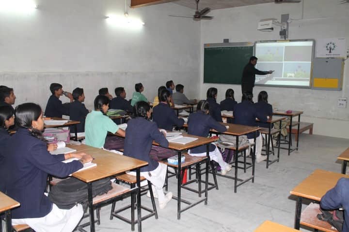Rani Devendra Kumari Public School-Smart Classroom