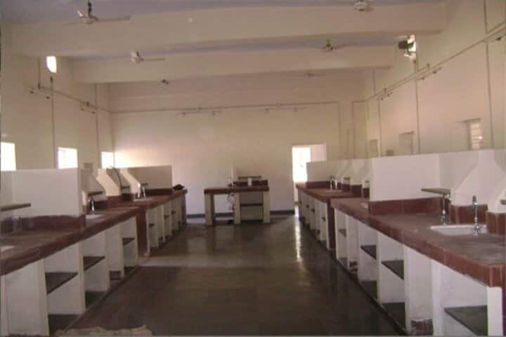 Rashtriya Military School-Science lab