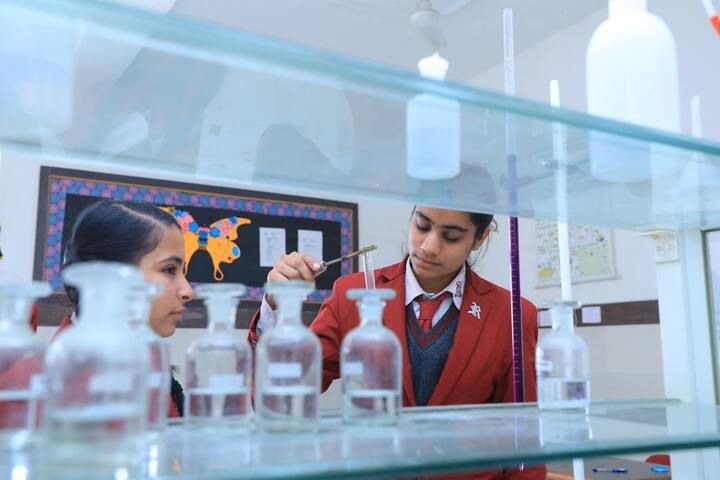 Rockwoods High School-Science Lab
