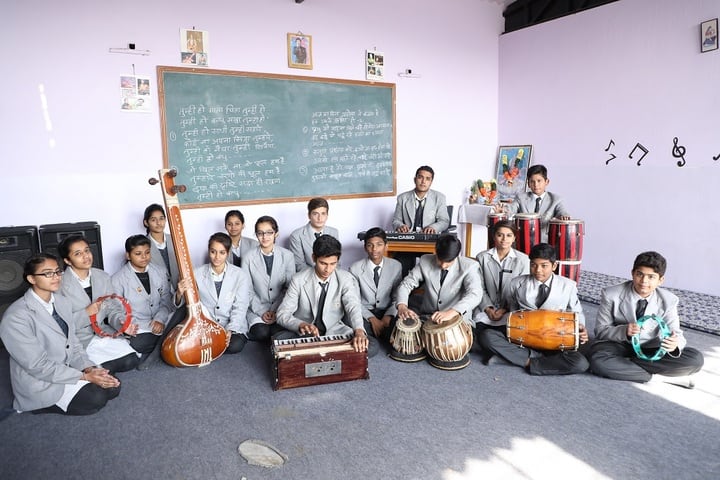 S V Public School-Music Room