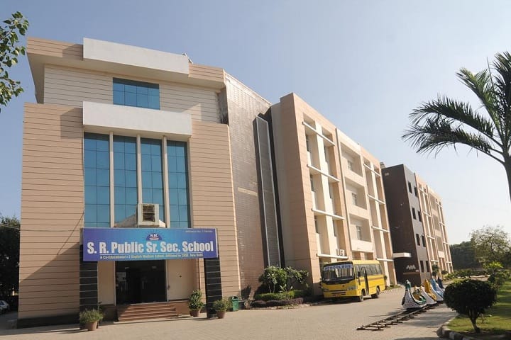 S R Public Senior Secondary School-Building
