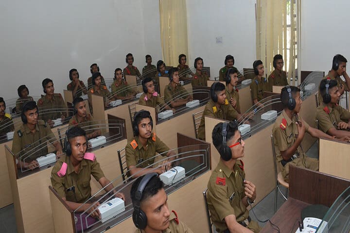 Sainik School-Language Lab