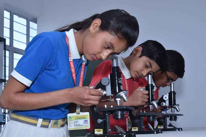 Saint Johns School-Biology Lab