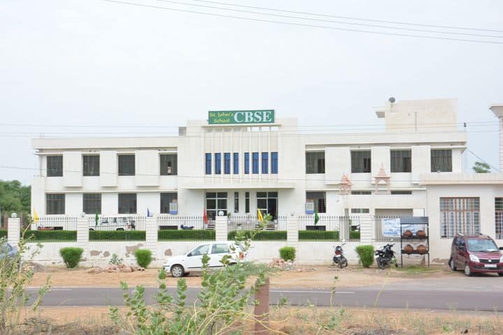 Saint Johns School-Campus